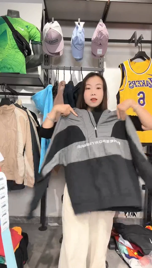 1448   编码 瑕疵款直播间过款为准 尺码 M