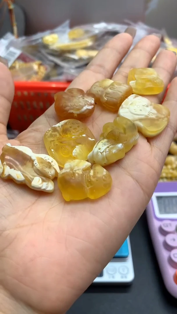 未镶嵌琥珀珠宝奇石681多样性发其一默认有瑕