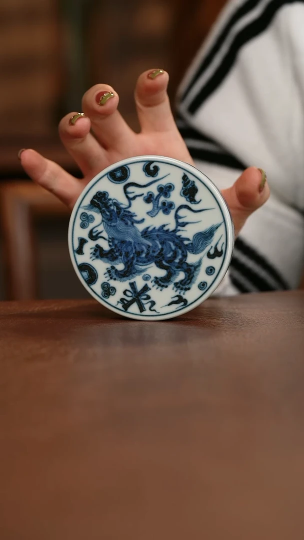 【闪购商品】元青花甪端栀子花盖置