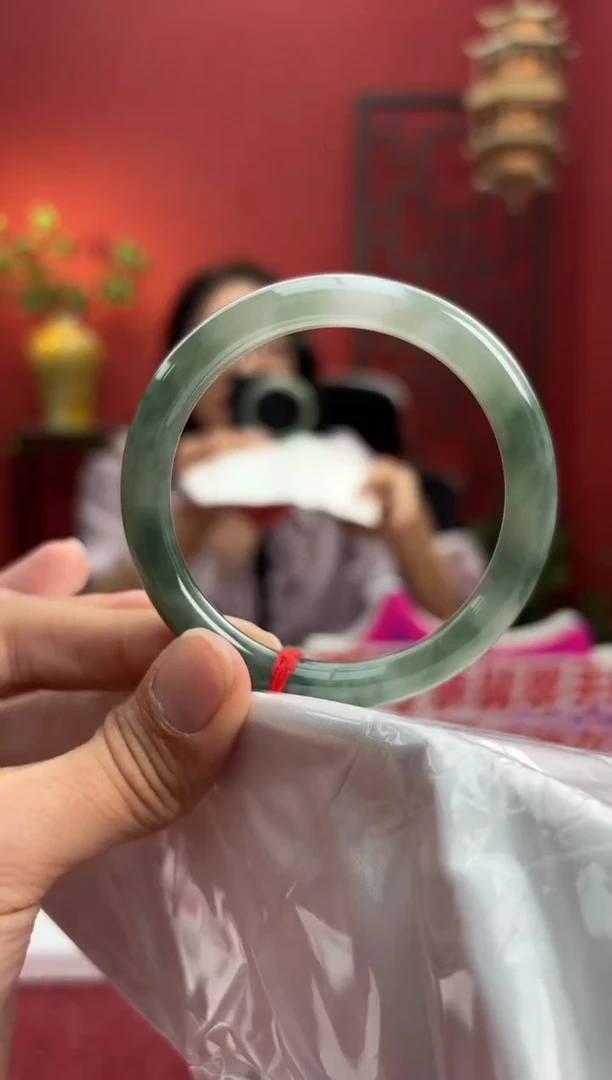 未镶嵌手镯（圆镯）翡翠翡翠手镯22