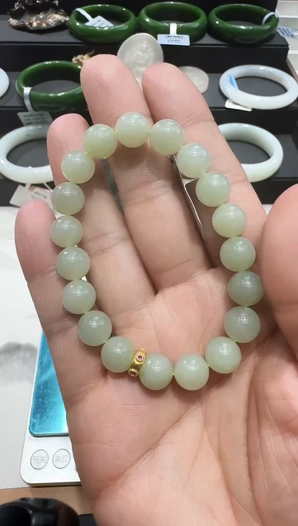 未镶嵌手链和田玉手链