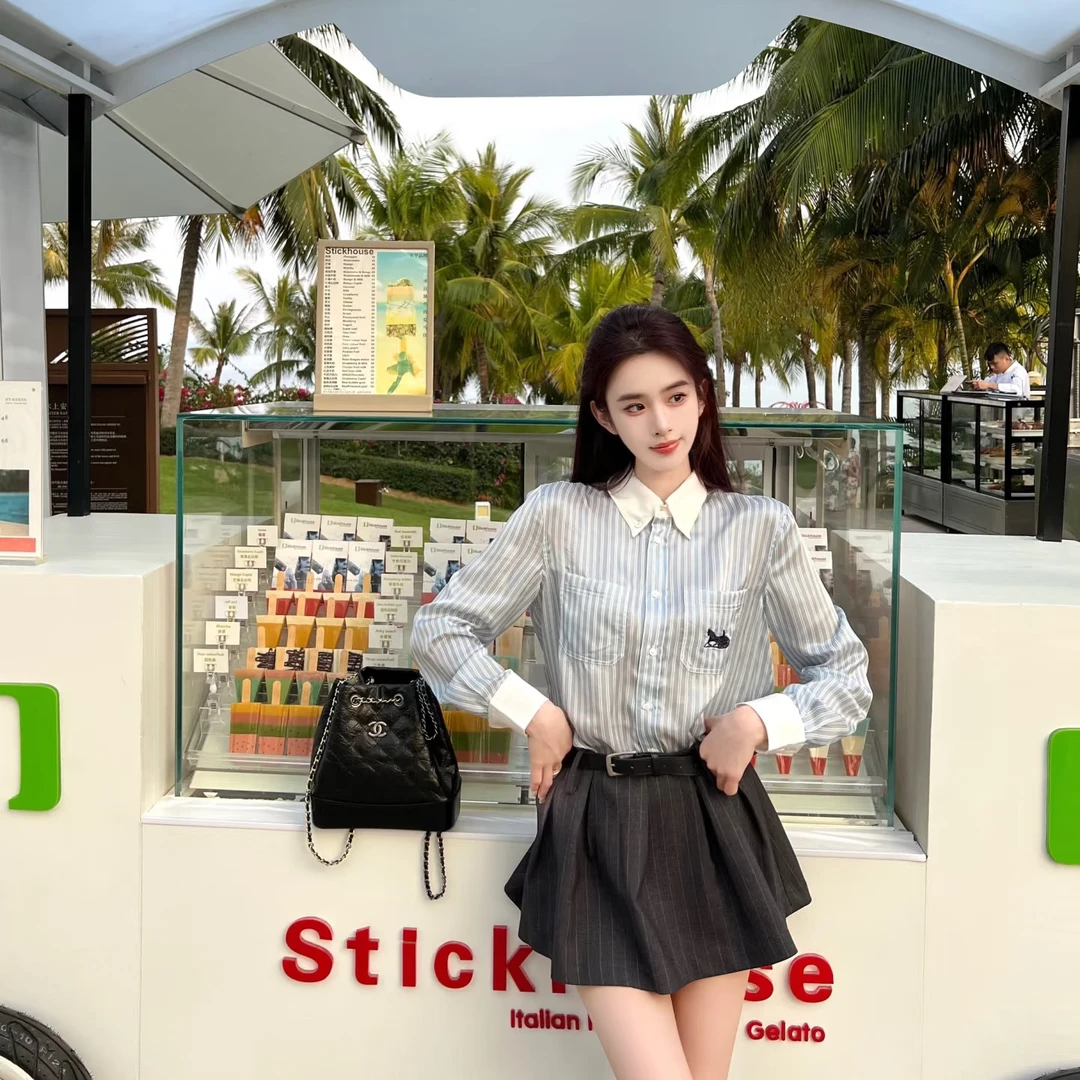 未使用 Celine/思琳 Celine 条纹排扣衬衫 灰色40