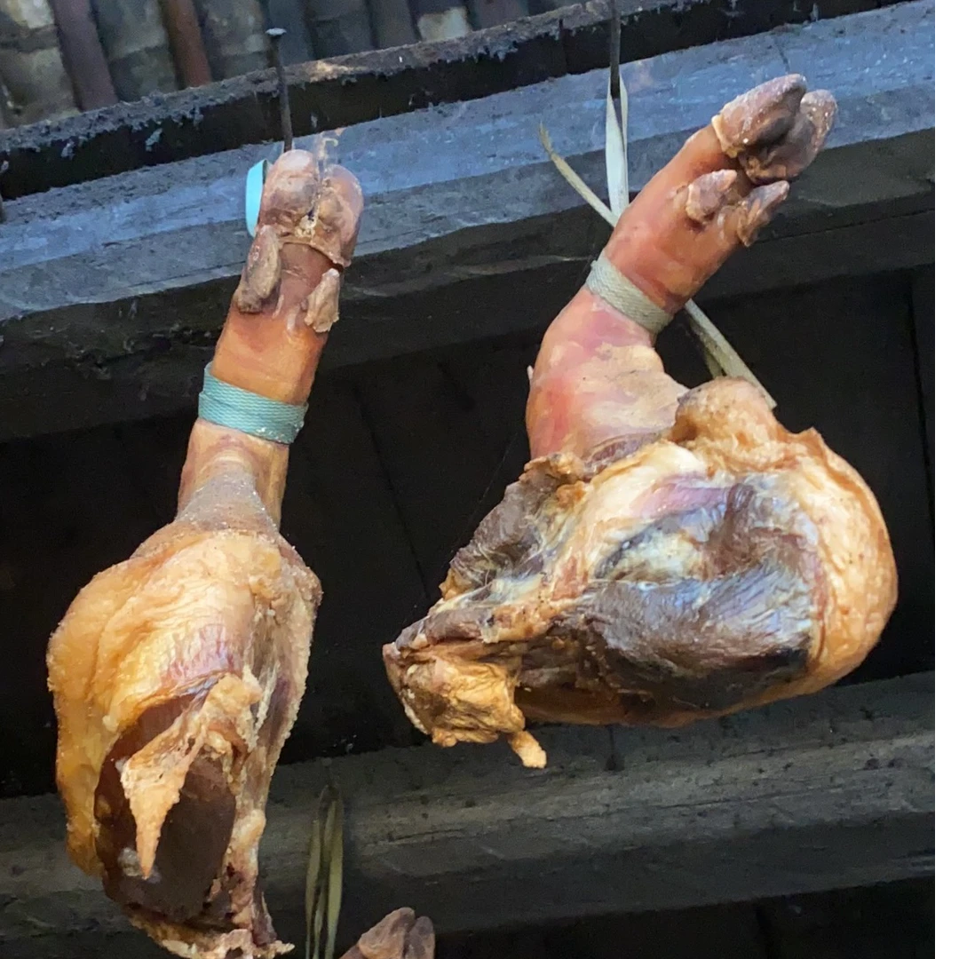 怒江老窝三妹家腊猪脚杆（现称）