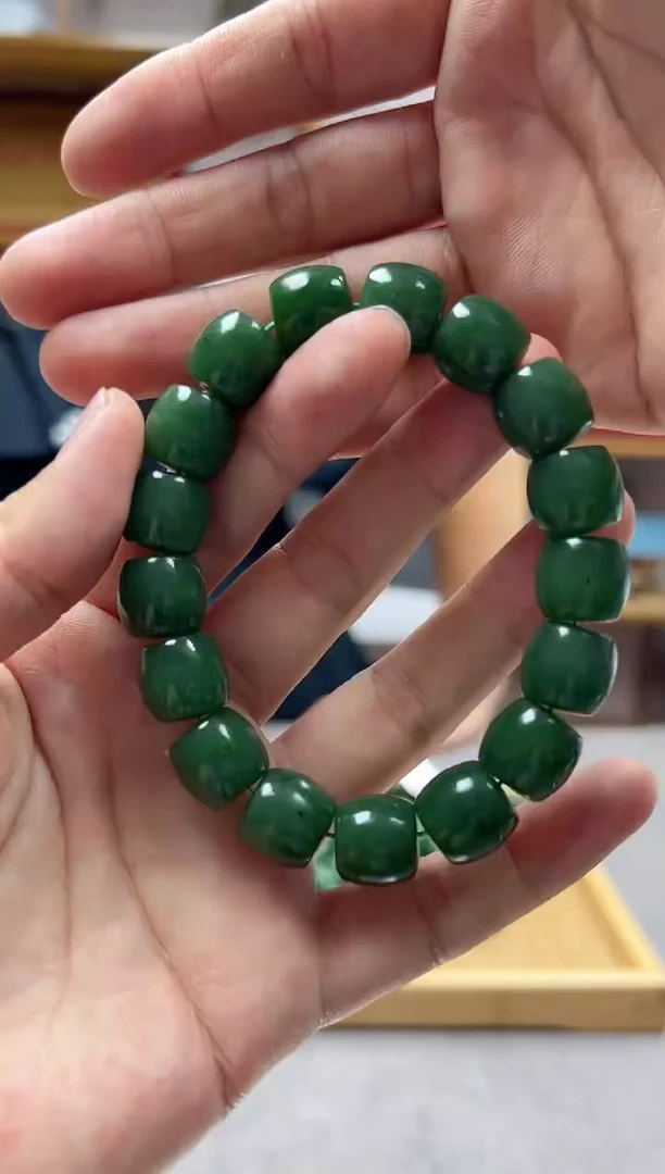 手链未镶嵌和田玉13乌兰海碧玉