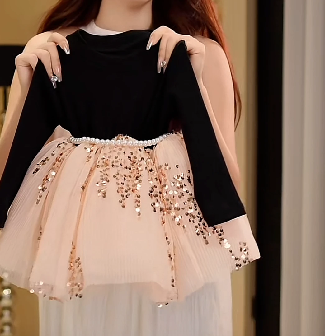 【4】萌娃穿搭设计感拼接亮片连衣裙