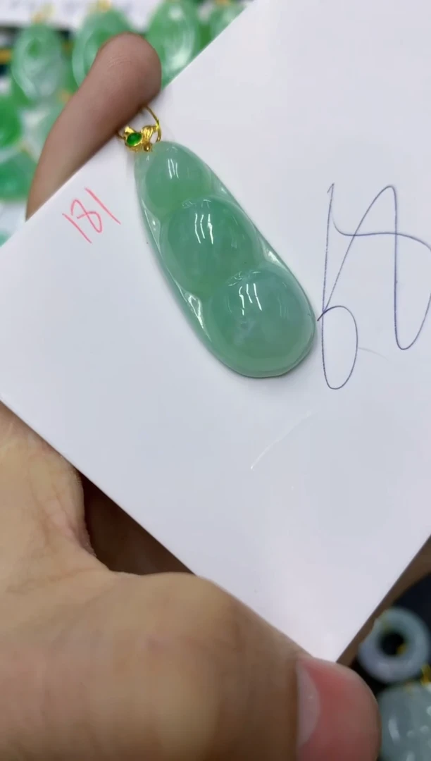 颈饰未镶嵌翡翠111111111111