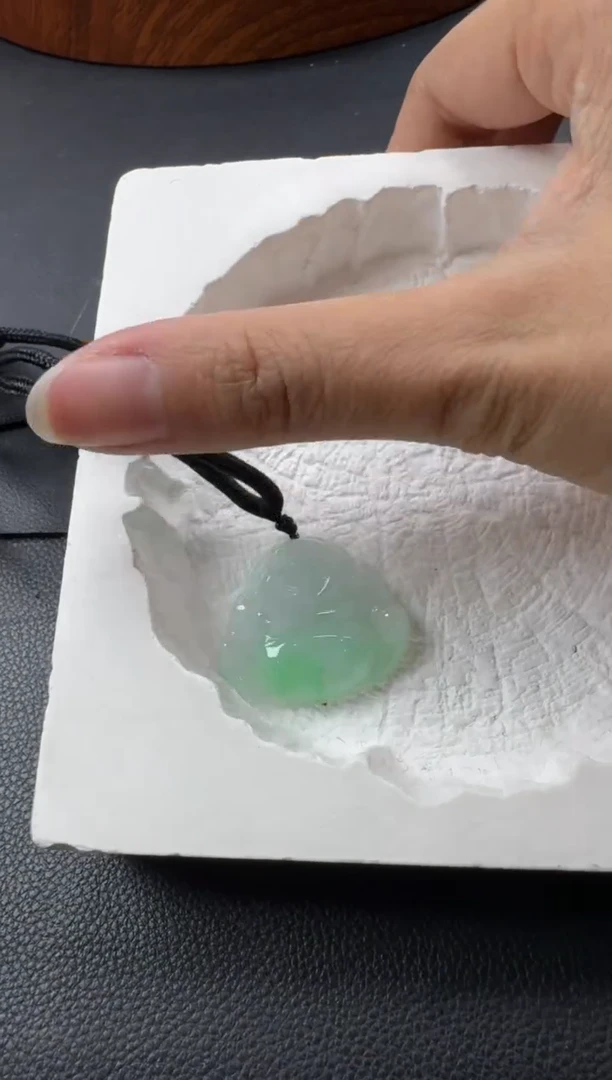 【闪购商品】翡翠颈饰未镶嵌YM269-3佛公