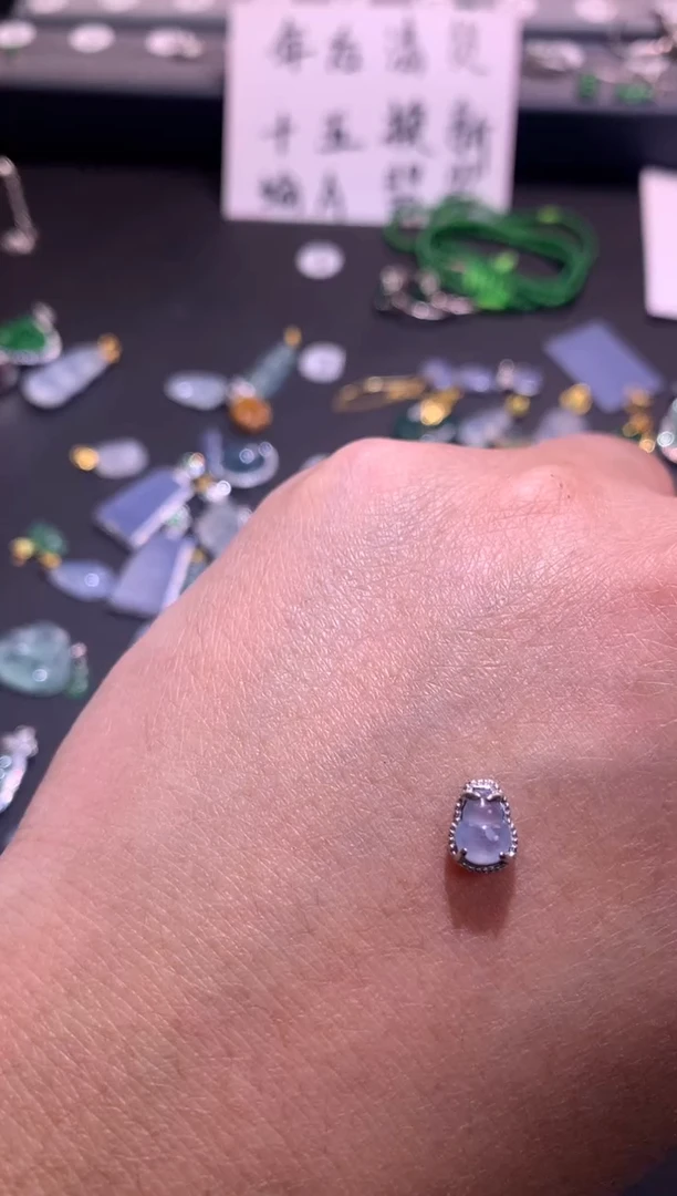 【闪购商品】翡翠吊坠(不含链)银S925镶嵌1