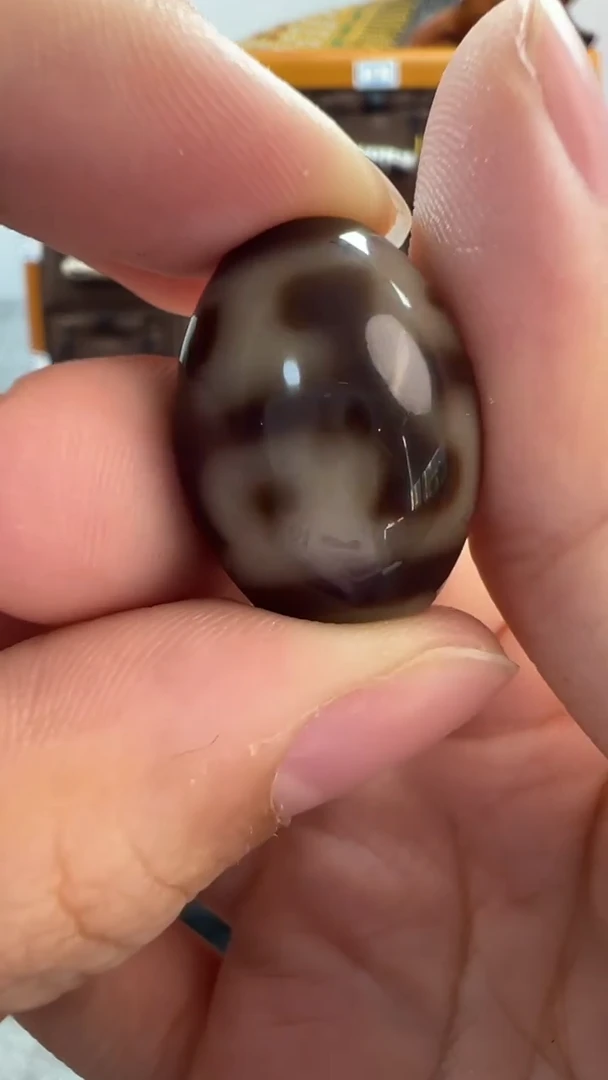 玛瑙/玉髓（覆膜）颈饰未镶嵌65.（微瑕随机发货）