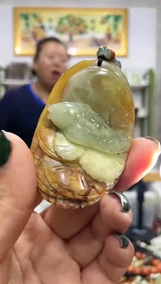 未镶嵌岫玉挂件