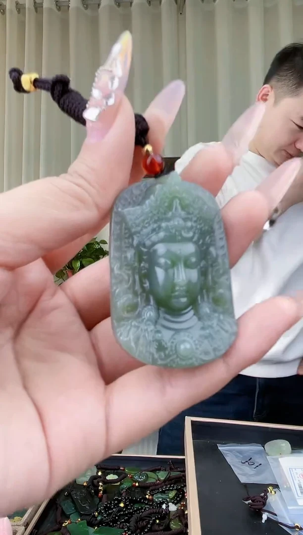 【闪购商品】和田玉挂件未镶嵌拍一发一，多样性发货！