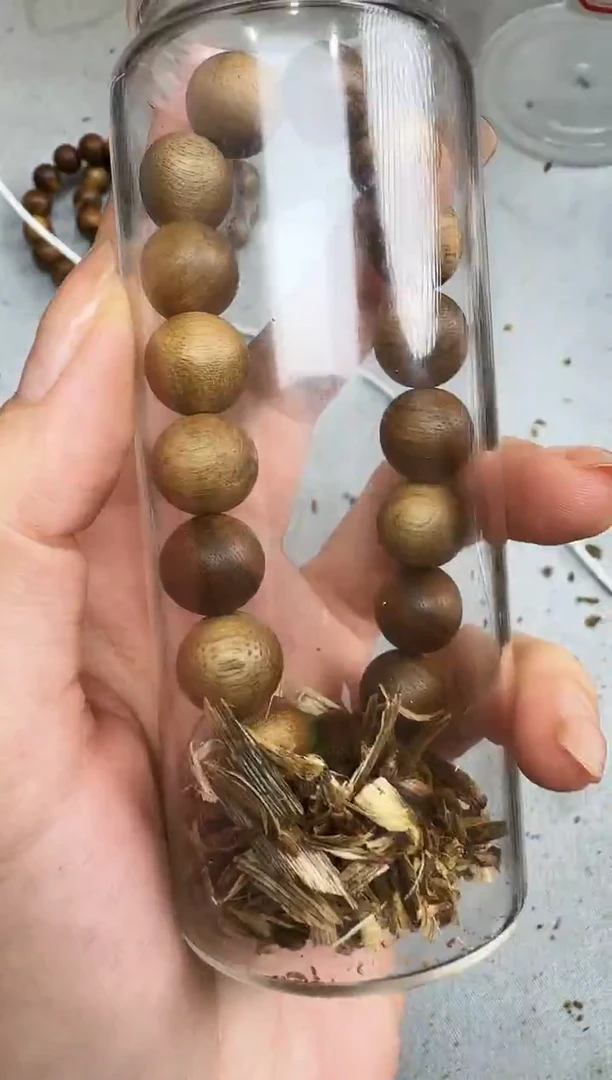 沉香沉香碎屑1.2黄油格圆静静沉香甄选多样性发一