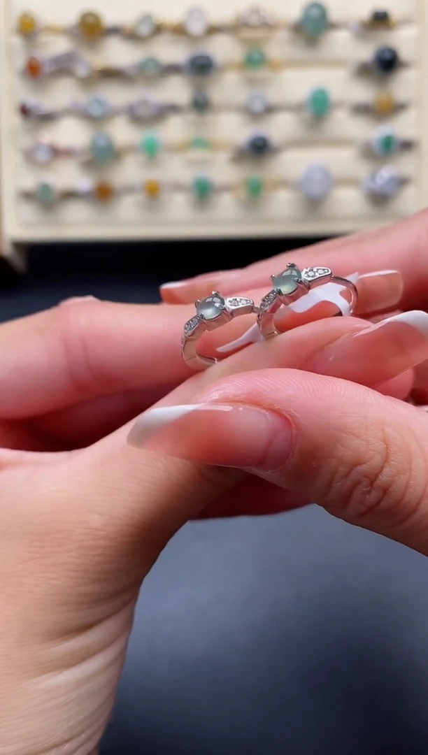 银S925镶嵌戒指翡翠22222+9