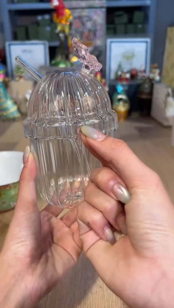 【闪购商品】杯27蝴蝶吸管杯
