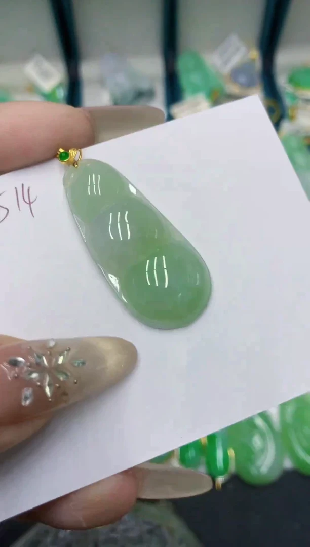 颈饰未镶嵌翡翠111111