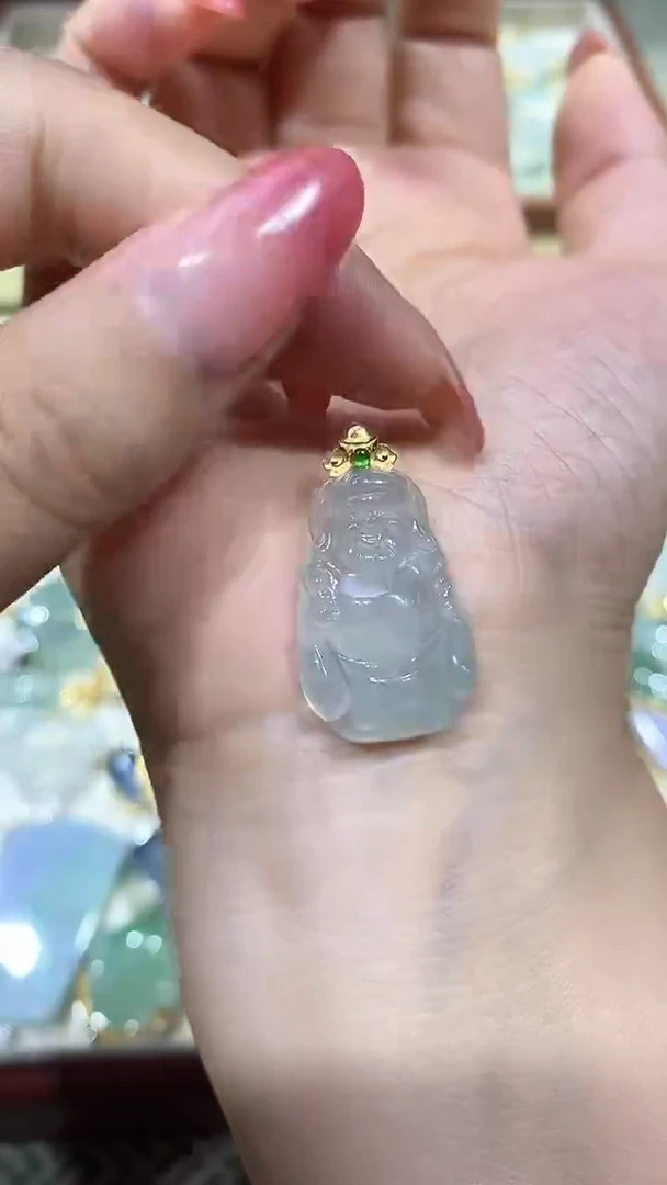 颈饰18K金镶嵌翡翠20250913036