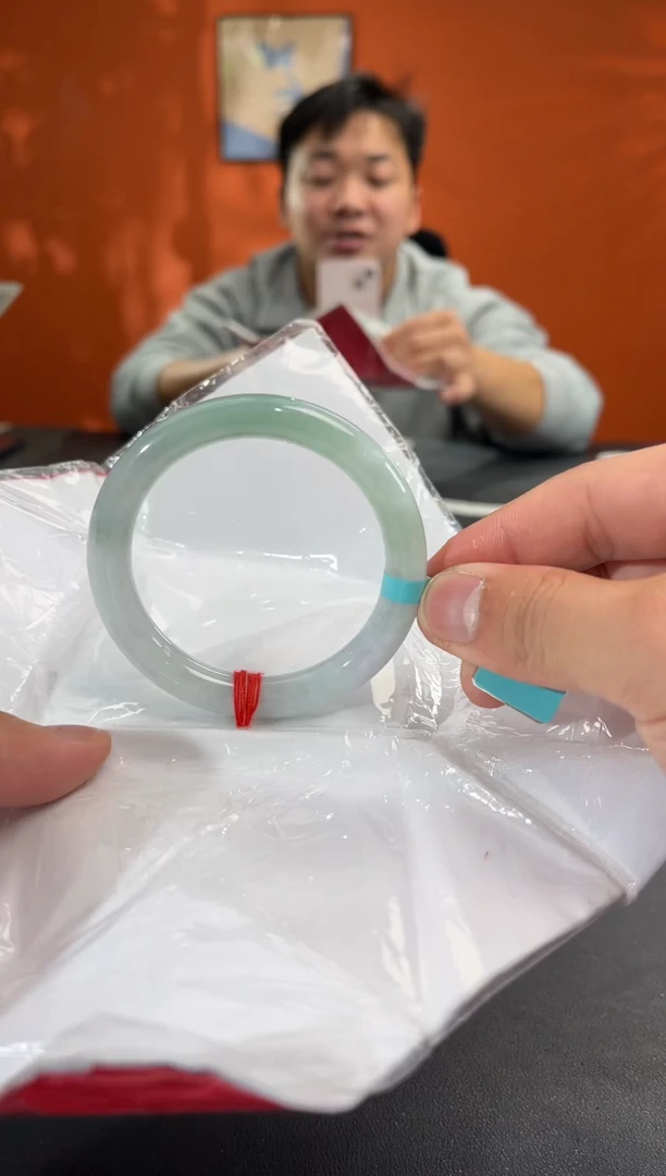 未镶嵌手镯翡翠52