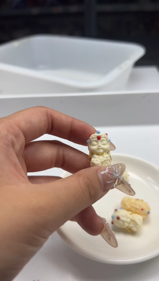 檀香木散珠w2415牙牙度母25*12mm*1个