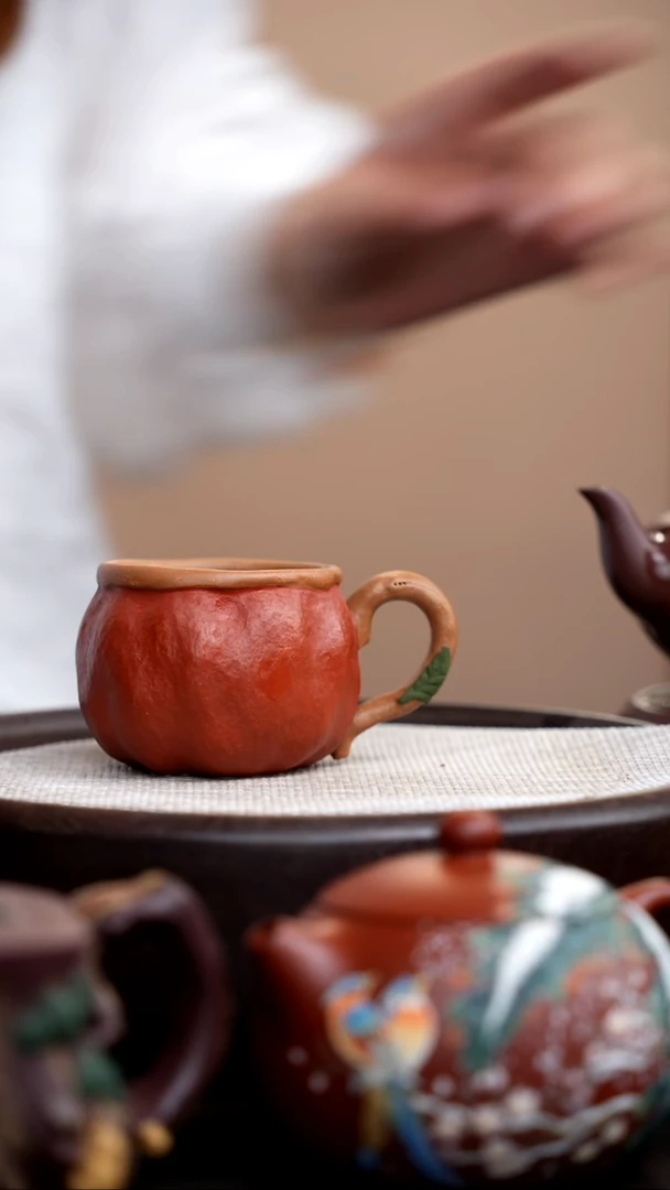 茶壶紫砂老段泥石榴手把杯