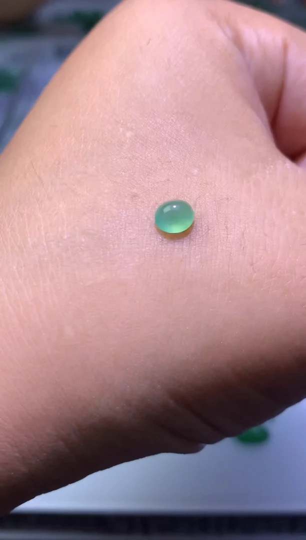 未镶嵌定制翡翠毛货