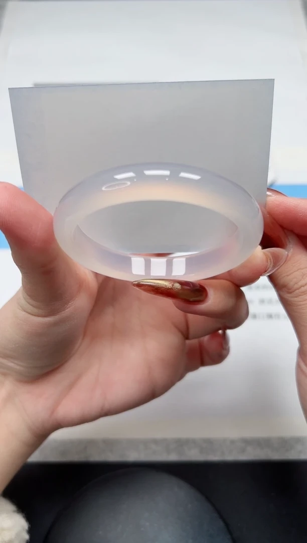 【闪购商品】玛瑙/玉髓手镯未镶嵌318/荔枝55