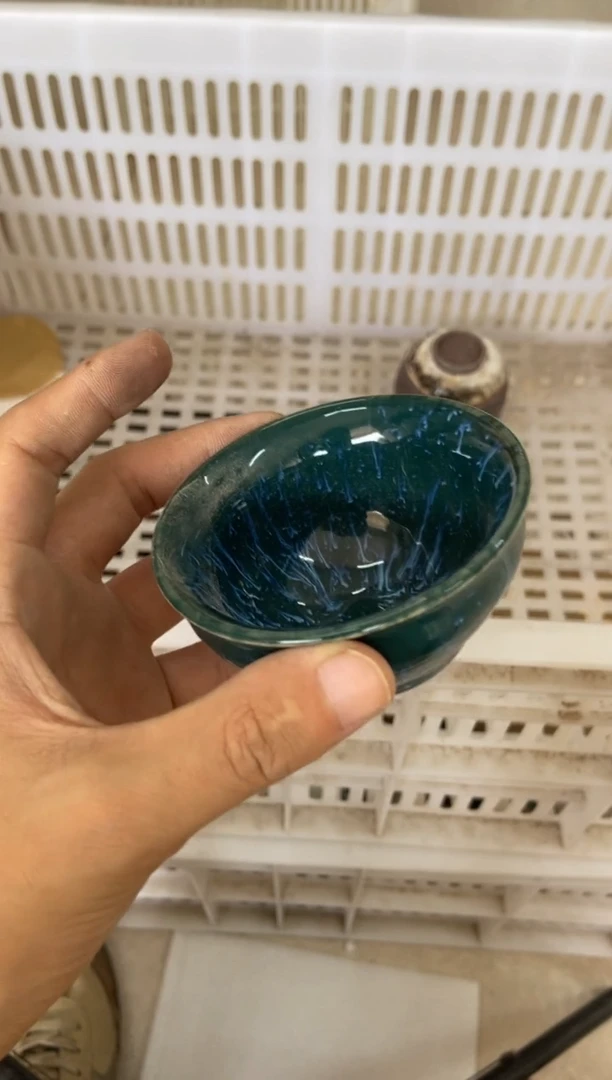 无运费险有瑕疵的摄影的产品有使用过的痕迹有点脏介意勿拍