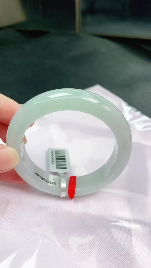 未镶嵌手镯翡翠缅甸天然A货翡翠手镯