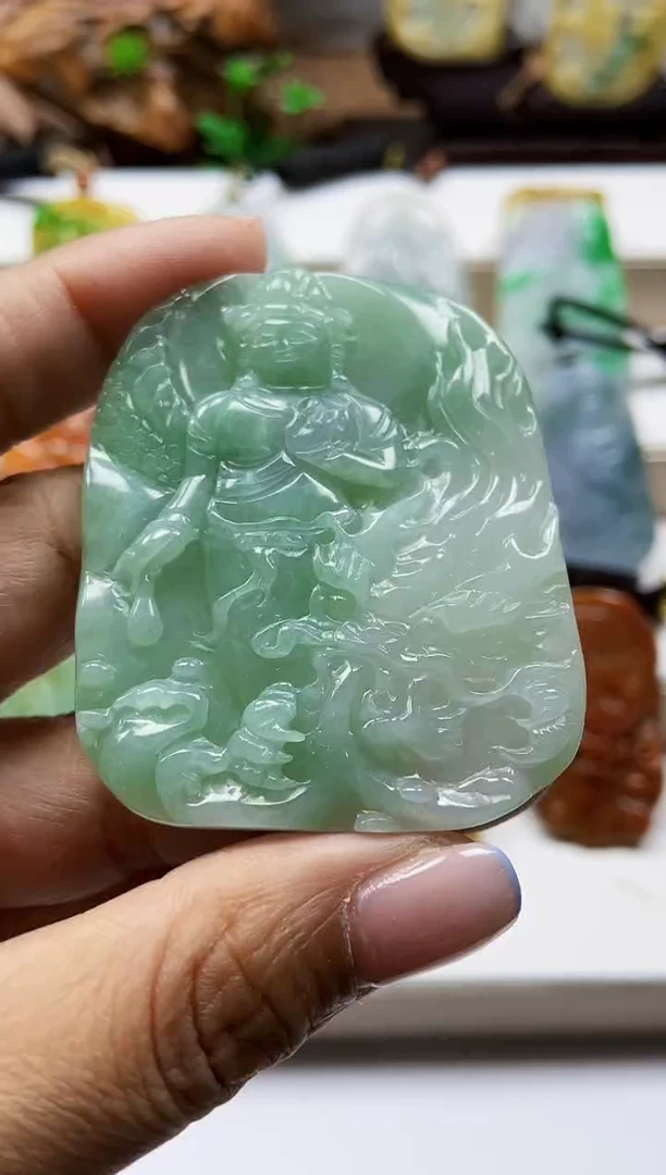 颈饰未镶嵌翡翠翡翠A货