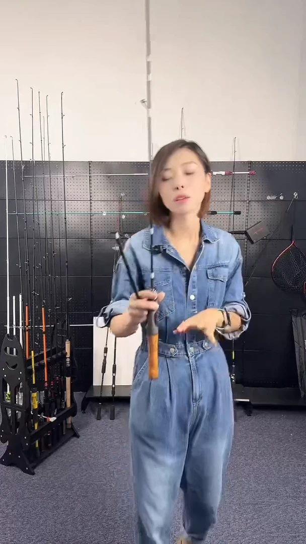 1.8m以下碳素（瑕疵杆没有售后 介意勿拍）多插节150变180直柄