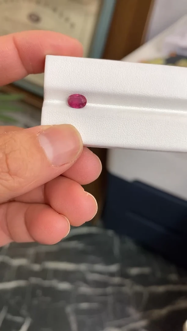 裸石蓝宝石1.00ct蓝宝石