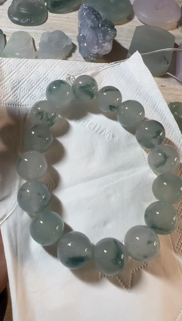 未镶嵌定制翡翠手串