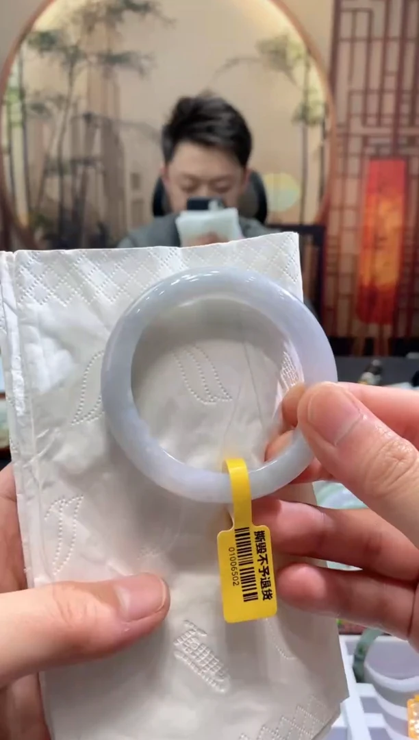 未镶嵌手镯翡翠000085382