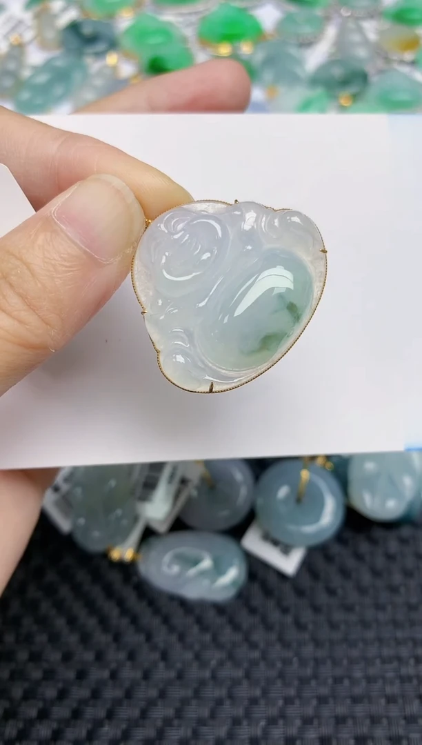 翡翠18K金镶嵌颈饰天然翡翠A货