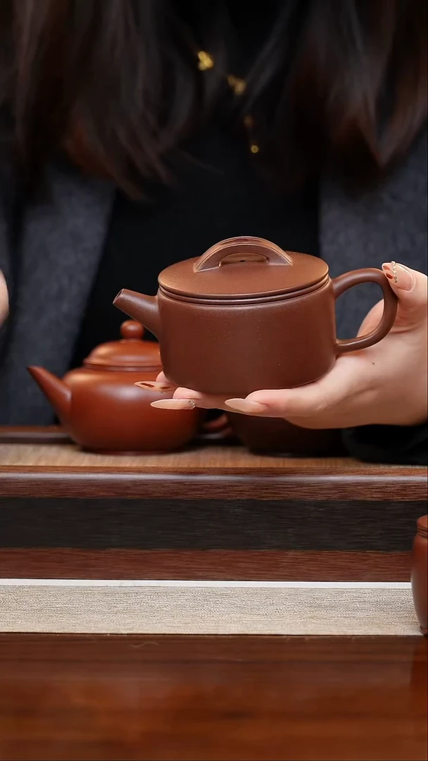 紫泥汉瓦180cc宜兴手工紫砂壶