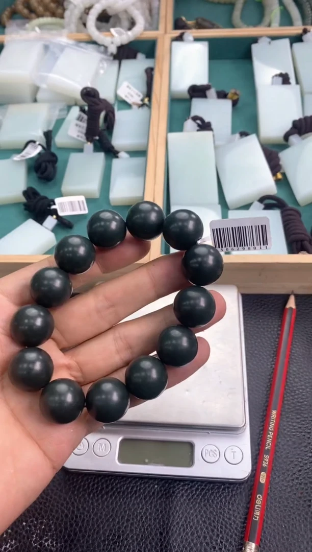 手串未镶嵌和田玉手串卡18