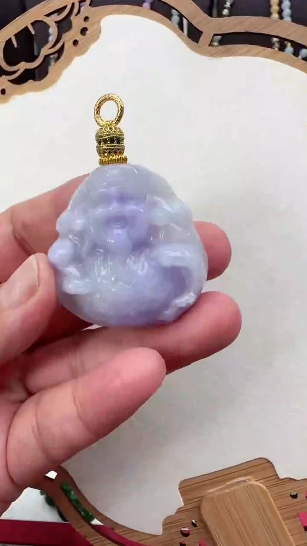 翡翠未镶嵌颈饰吊坠