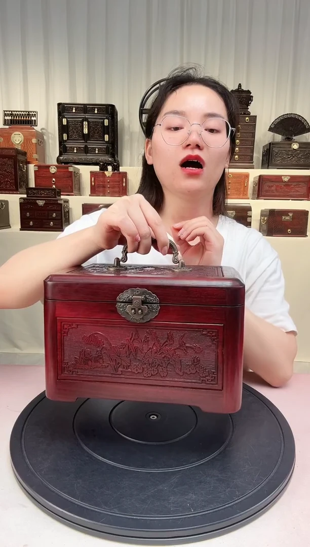 紫檀木类成套家具龙凤呈祥手提