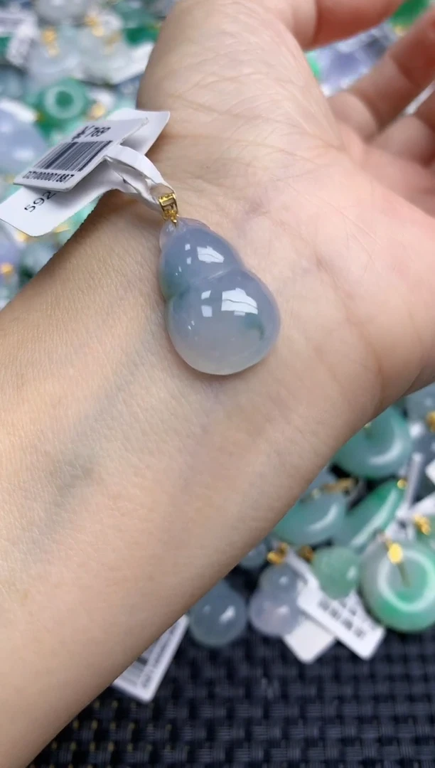 颈饰18K金镶嵌翡翠天然缅甸A货翡翠百元以上9元证书费自理