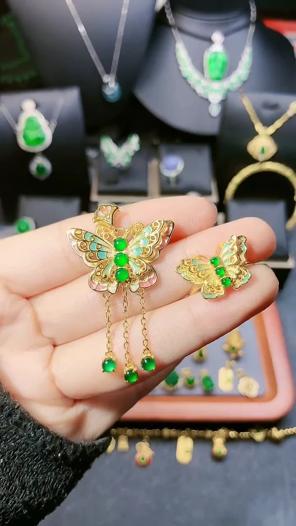 【闪购商品】翡翠耳饰银S925镶嵌吊坠耳饰