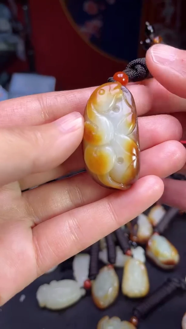 颈饰未镶嵌和田玉123