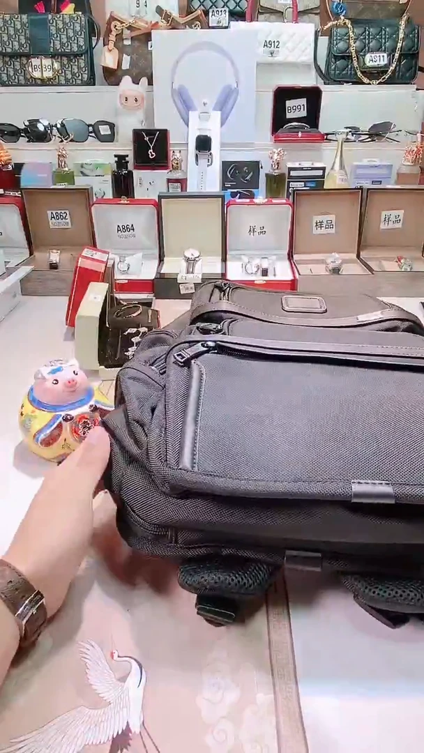 瓷片瓷器 库房到期 全部地板价@@1