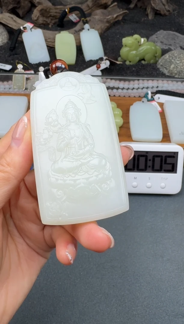 颈饰未镶嵌和田玉3