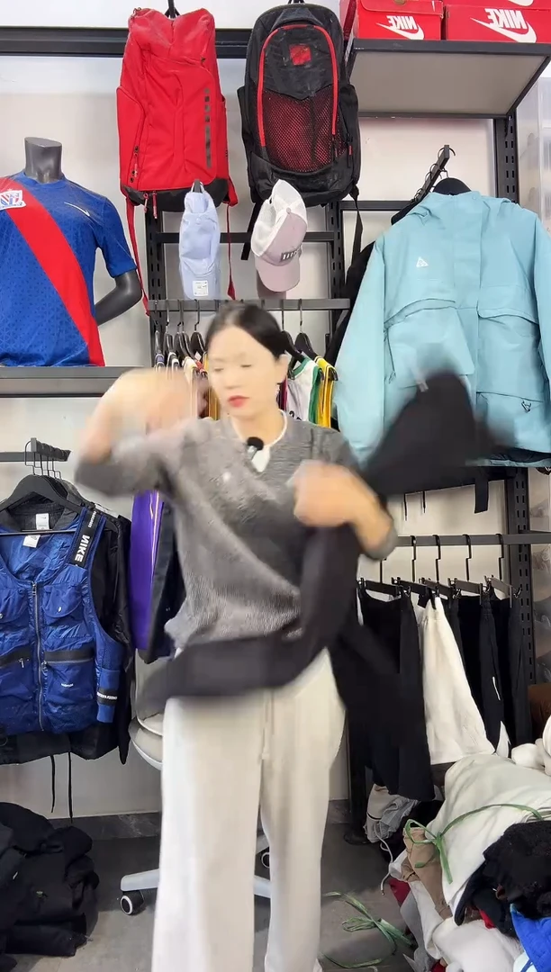 659编码 瑕疵款直播间过款为准 尺码