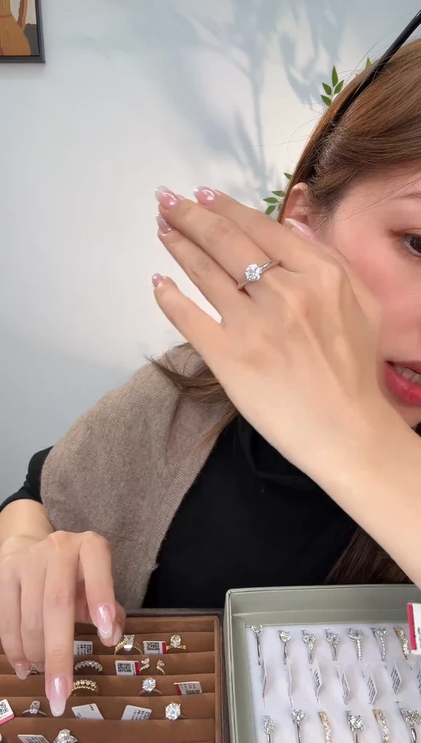 银S925镶嵌实验室培育钻石s925银六爪戒指1ct