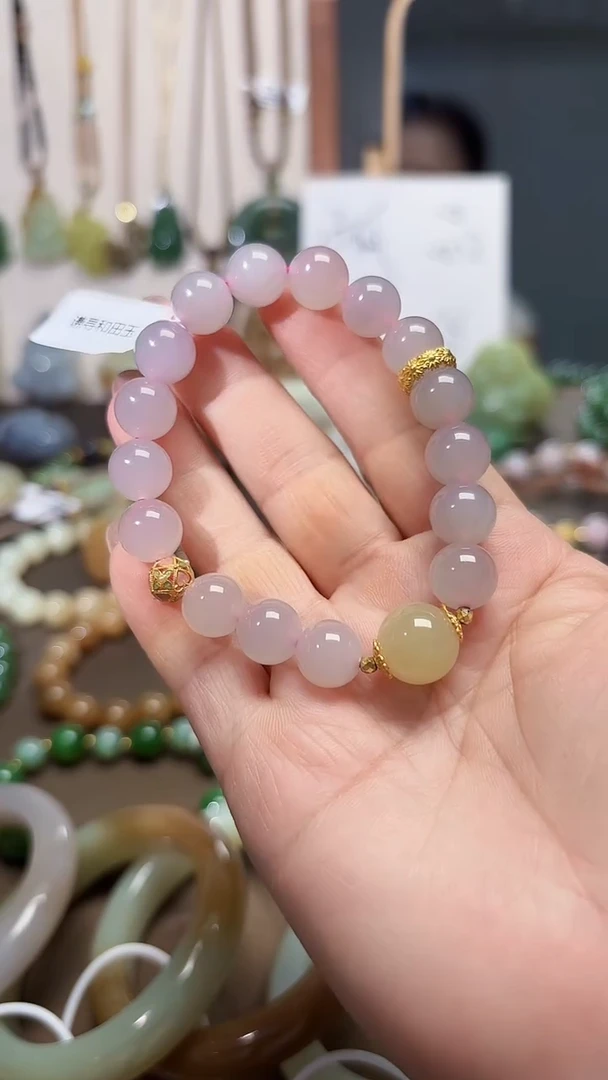 未镶嵌手串和田玉1