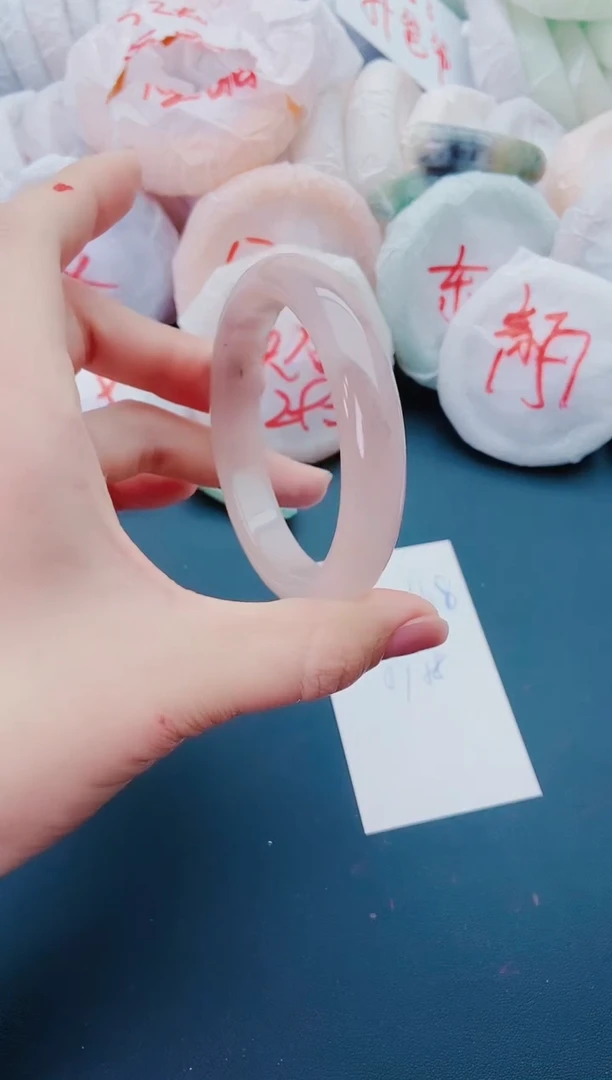 未镶嵌手镯石英质玉H68-57-58