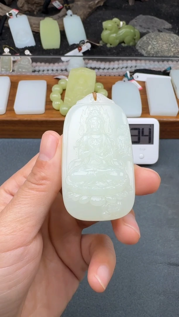 颈饰未镶嵌和田玉2