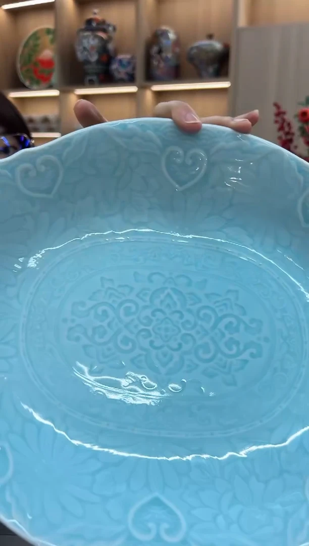 【闪购商品】瓷片青磁 花唐草彫楕円盛鉢