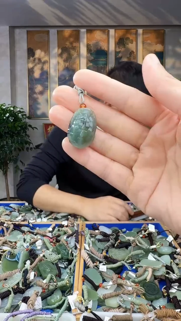 未镶嵌和田玉挂件拍一发一