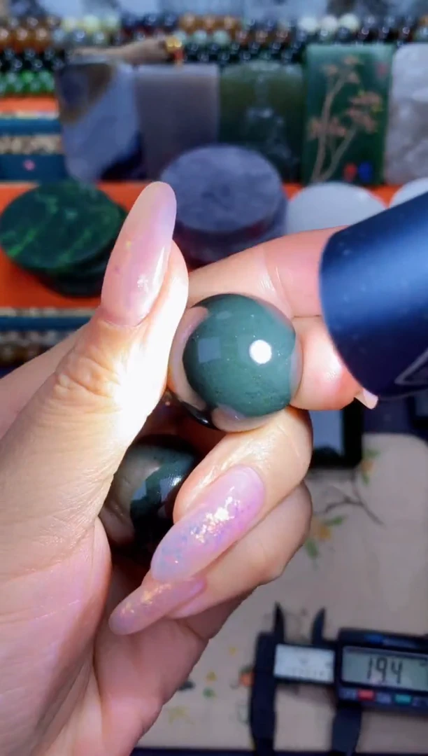 和田玉未镶嵌颈饰和田玉